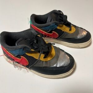 Nike Air Force 1 Black History Month QS
Size 8C Shoes Grey Red CV2416-001